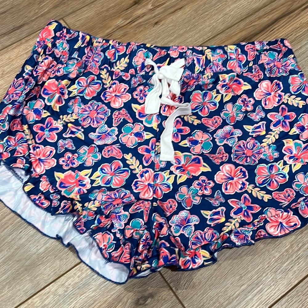 Simply Southern womens shorts size small